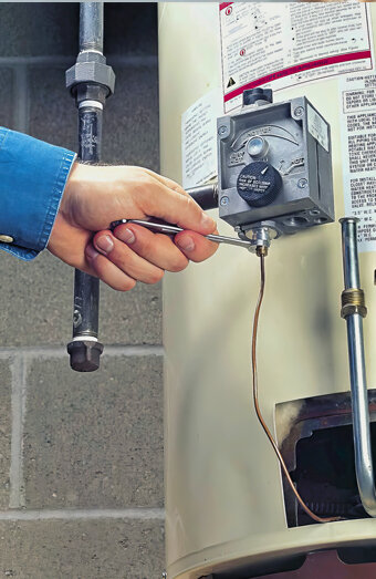 https://kewdalehotwater.com.au/uploads/2025/06/gas-hot-water-system-16511.jpg