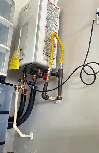 https://kewdalehotwater.com.au/uploads/2025/06/instant-hot-water-systems-65049.jpg
